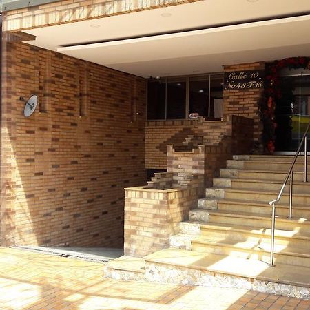 Hotel Alameda De La 10 ميديلين المظهر الخارجي الصورة