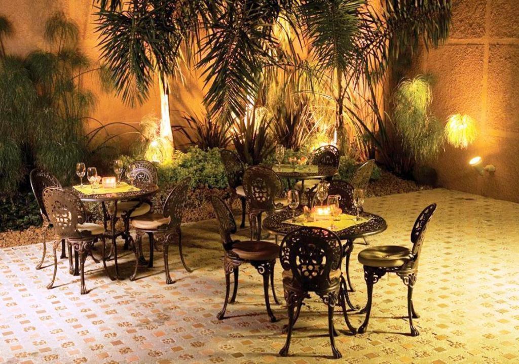 Hotel Alameda De La 10 ميديلين المظهر الخارجي الصورة