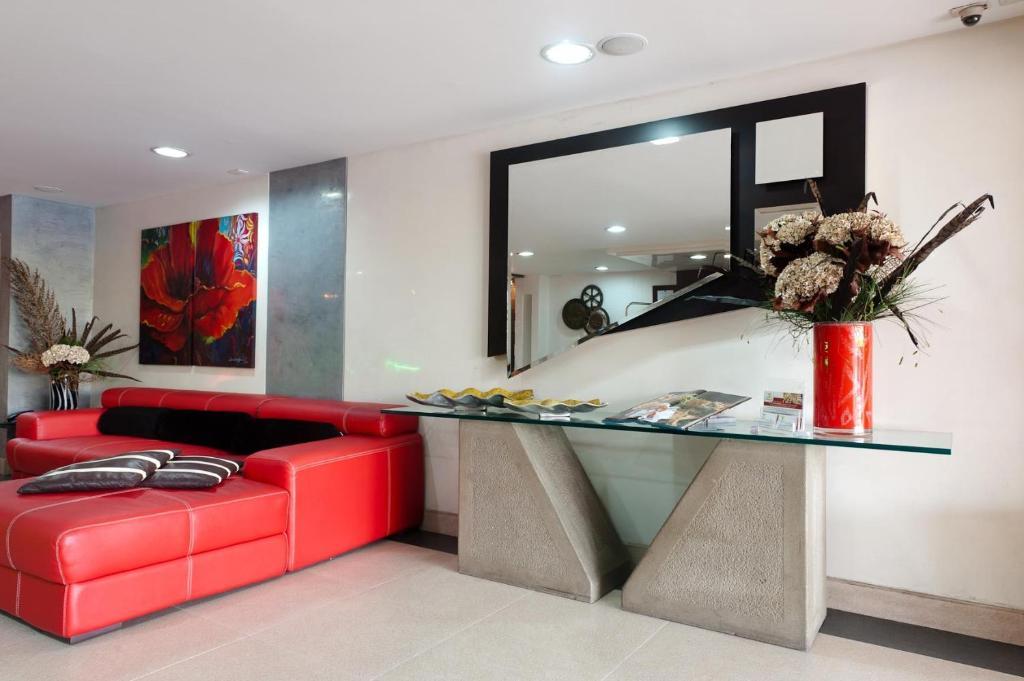 Hotel Alameda De La 10 ميديلين المظهر الخارجي الصورة